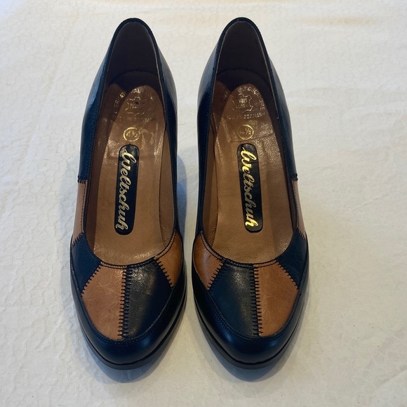 Chloe Shoes - Welyschuh Black and Tan Heels